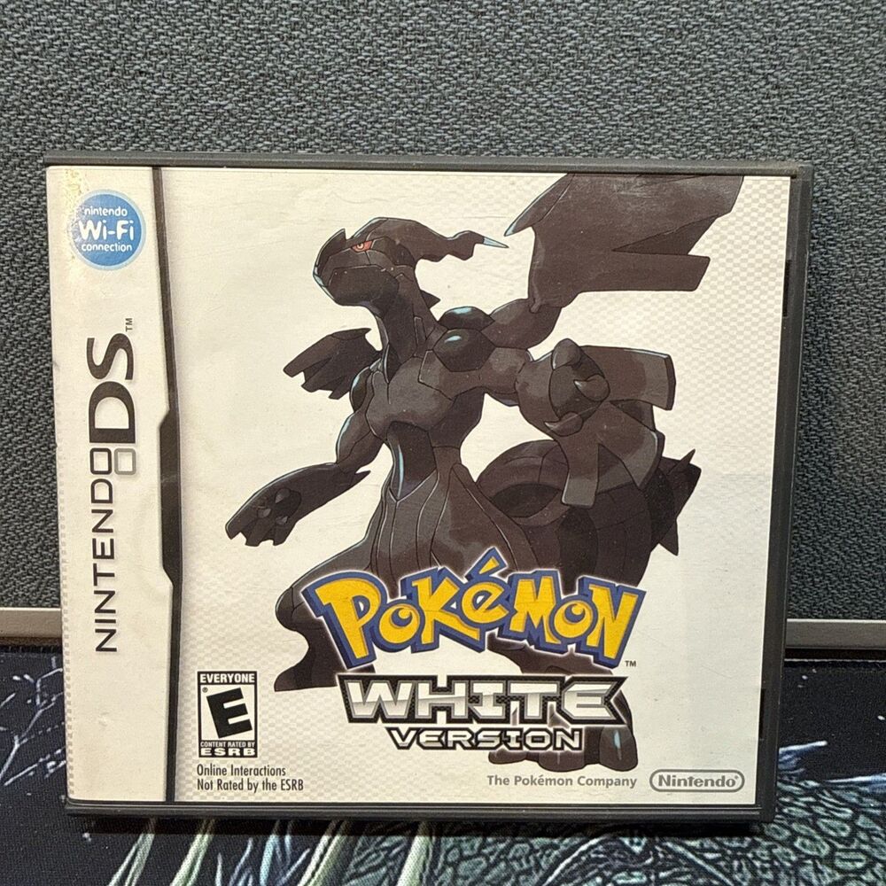 Pokemon White Version Nintendo case only 2011